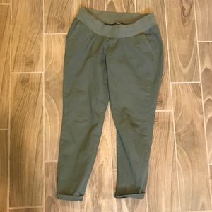 A Pea in the Pod khaki pants
